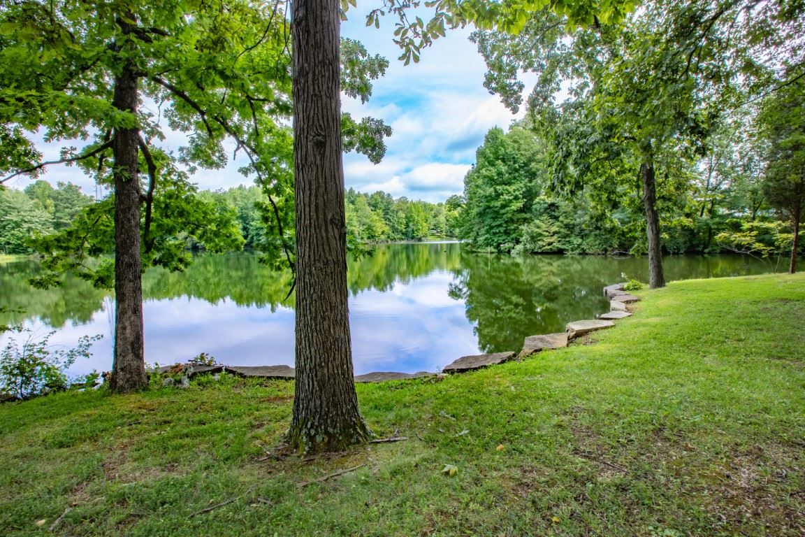 1033 Old Plank Road Chandler, IN 47610 - Photo 36 of 36