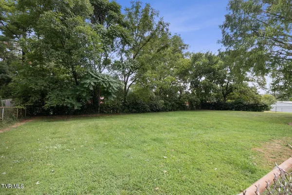$2,200 | 1509 Virginia Street, Unit 19, Johnson City, TN 37604