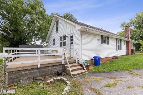 $2,200 | 1509 Virginia Street, Unit 19, Johnson City, TN 37604