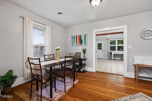 $2,200 | 1509 Virginia Street, Unit 19, Johnson City, TN 37604