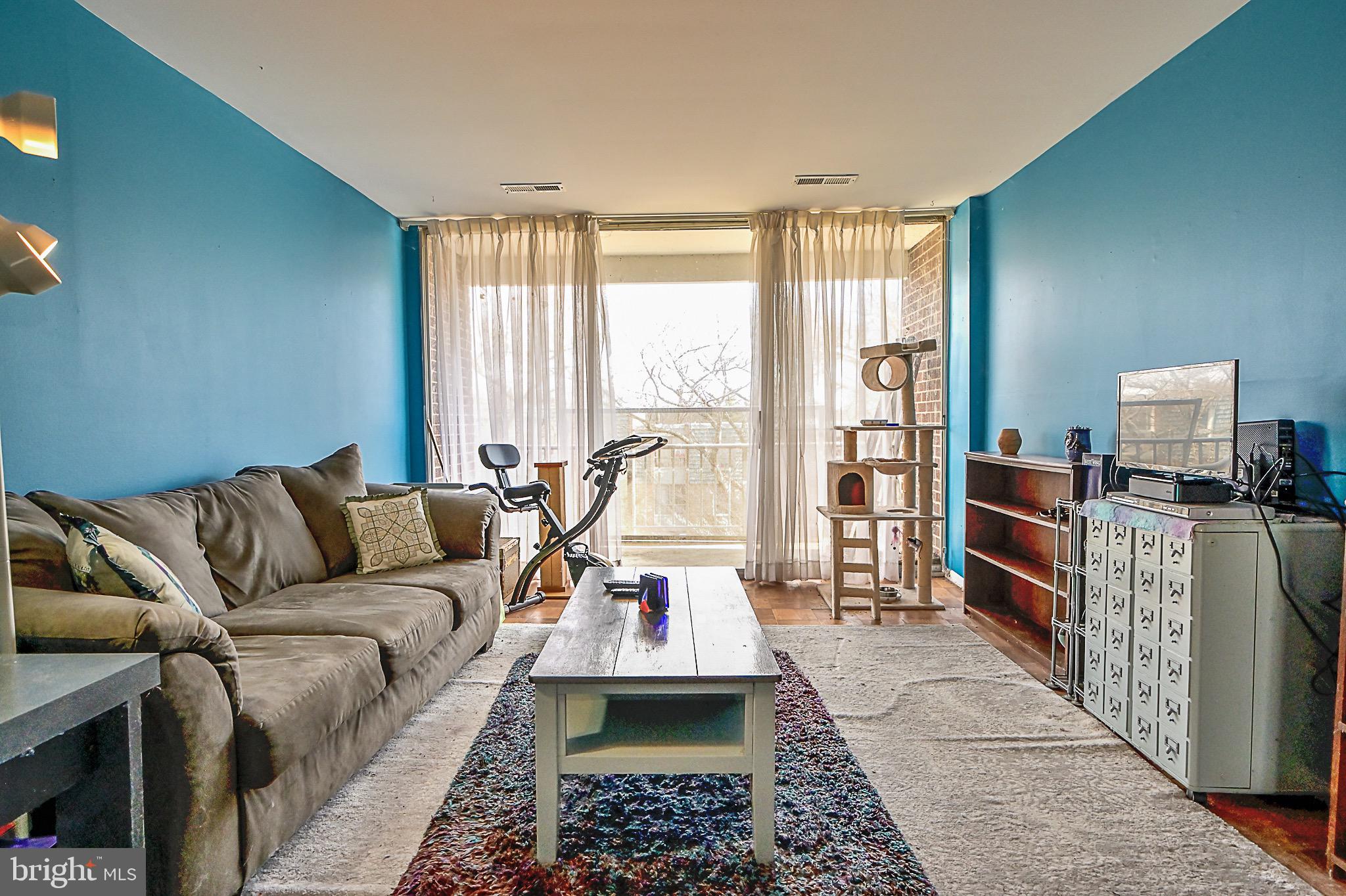 3974 Bel Pre Road, Unit 8 Silver Spring, MD 20906 - Photo 14 of 20 Living Area