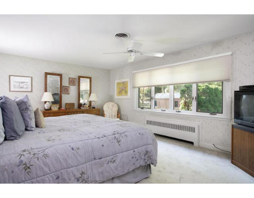 447 Dudley Road Newton, MA 02459 - Photo 5 of 5