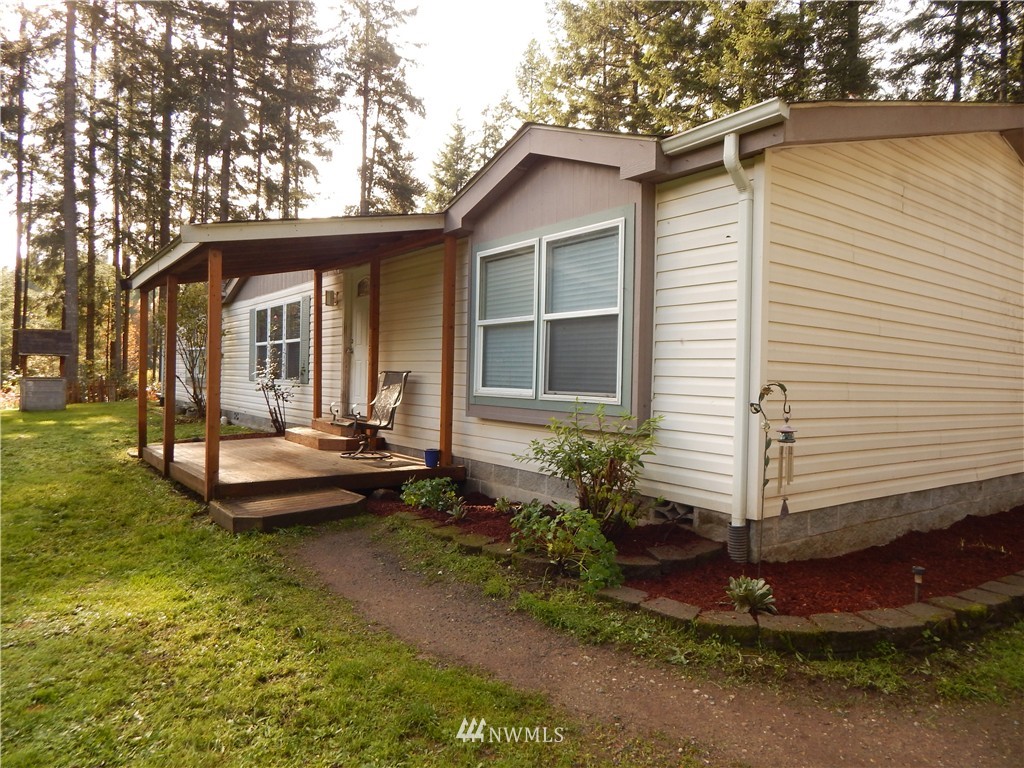4001 Southwest Hunter Road Port Orchard, WA 98367 - Photo 1 of 23 Gallery Image 1