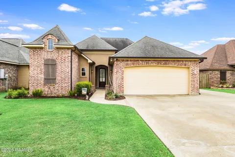 $252,000 | 112 Tall Oaks Lane, Youngsville, LA 70592