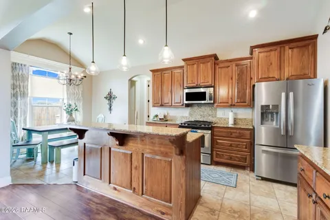 $252,000 | 112 Tall Oaks Lane, Youngsville, LA 70592