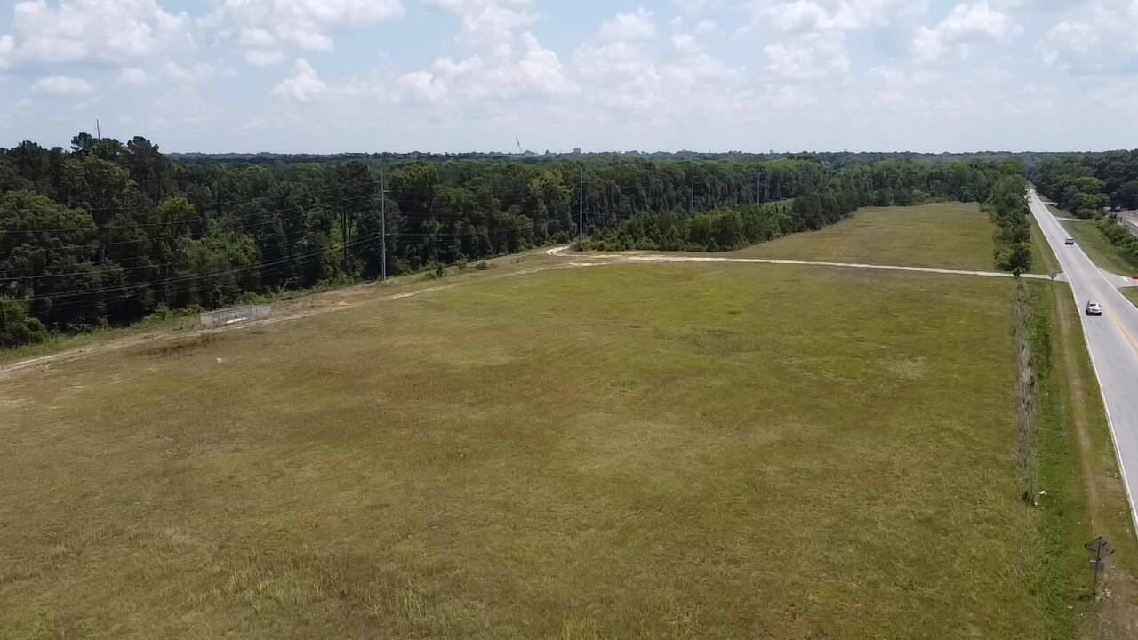 219 Southwest Cannon Bridge Road Orangeburg, SC 29115 - Photo 19 of 22 2024-06-26-12-31-46-635