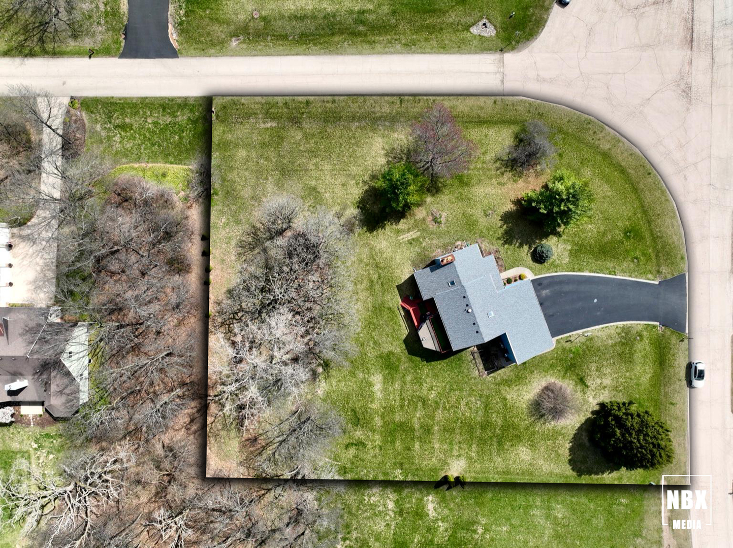 15840 Overlook Lane Huntley, IL 60142 - Photo 27 of 42 a view of swimming pool from a balcony