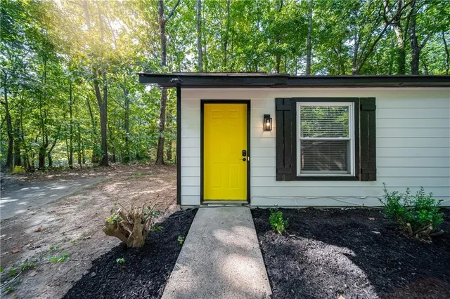 $1,950 | 690 Bellemeade Drive Southwest, Marietta, GA 30008