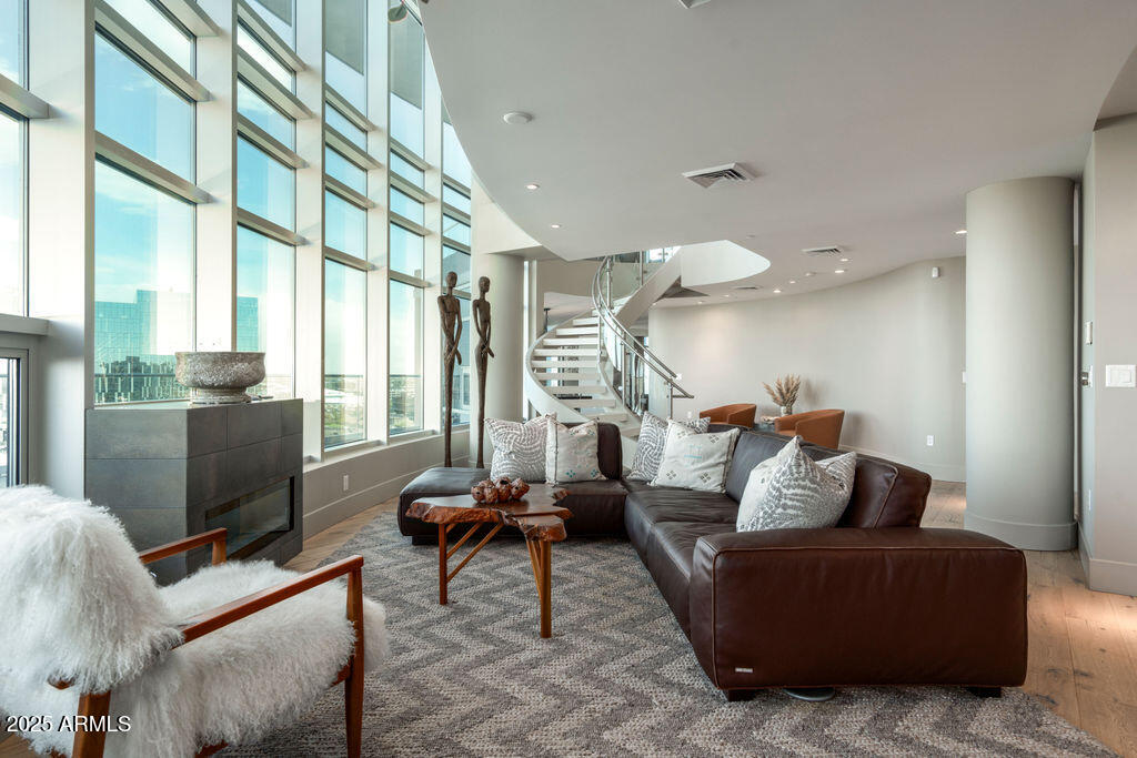 140 East Rio Salado Parkway, Unit 1205 Tempe, AZ 85281 - Photo 13 of 62 Stunning Entry