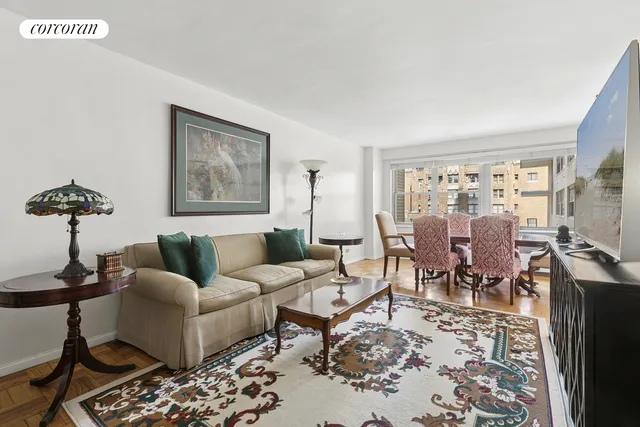 $999,000 | 15 West 72nd Street, Unit 16V | Upper West Side