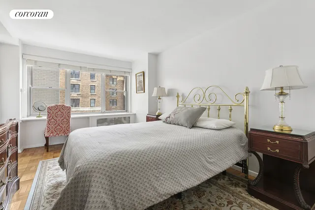 $999,000 | 15 West 72nd Street, Unit 16V | Upper West Side