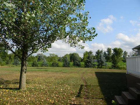 9460 Sharp Road Swartz Creek, MI 48473 - Photo 4 of 19 20238169-3.JPG