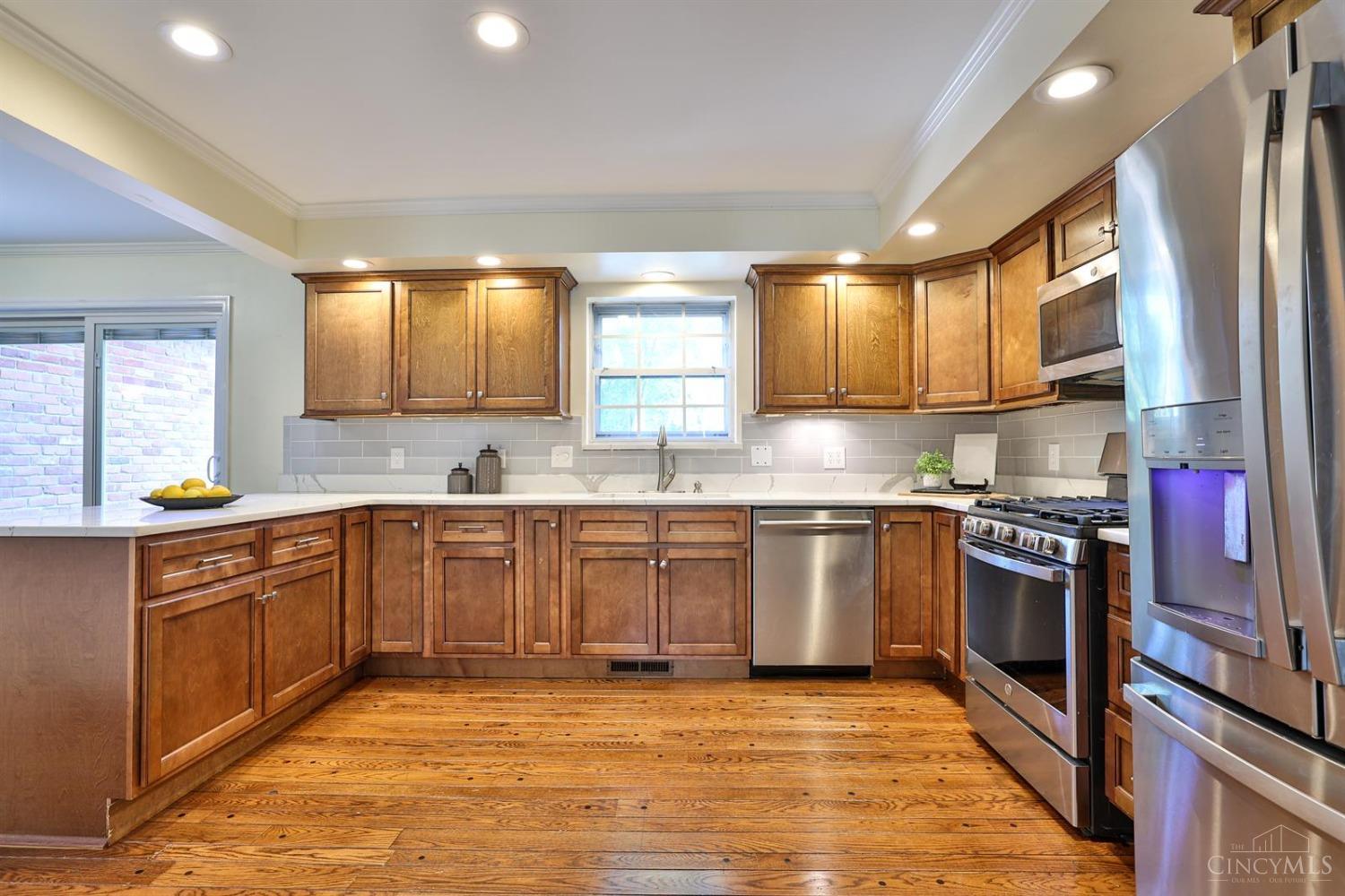 9883 Humphrey Road Cincinnati, OH 45242 - Photo 17 of 50 Gallery Image 17