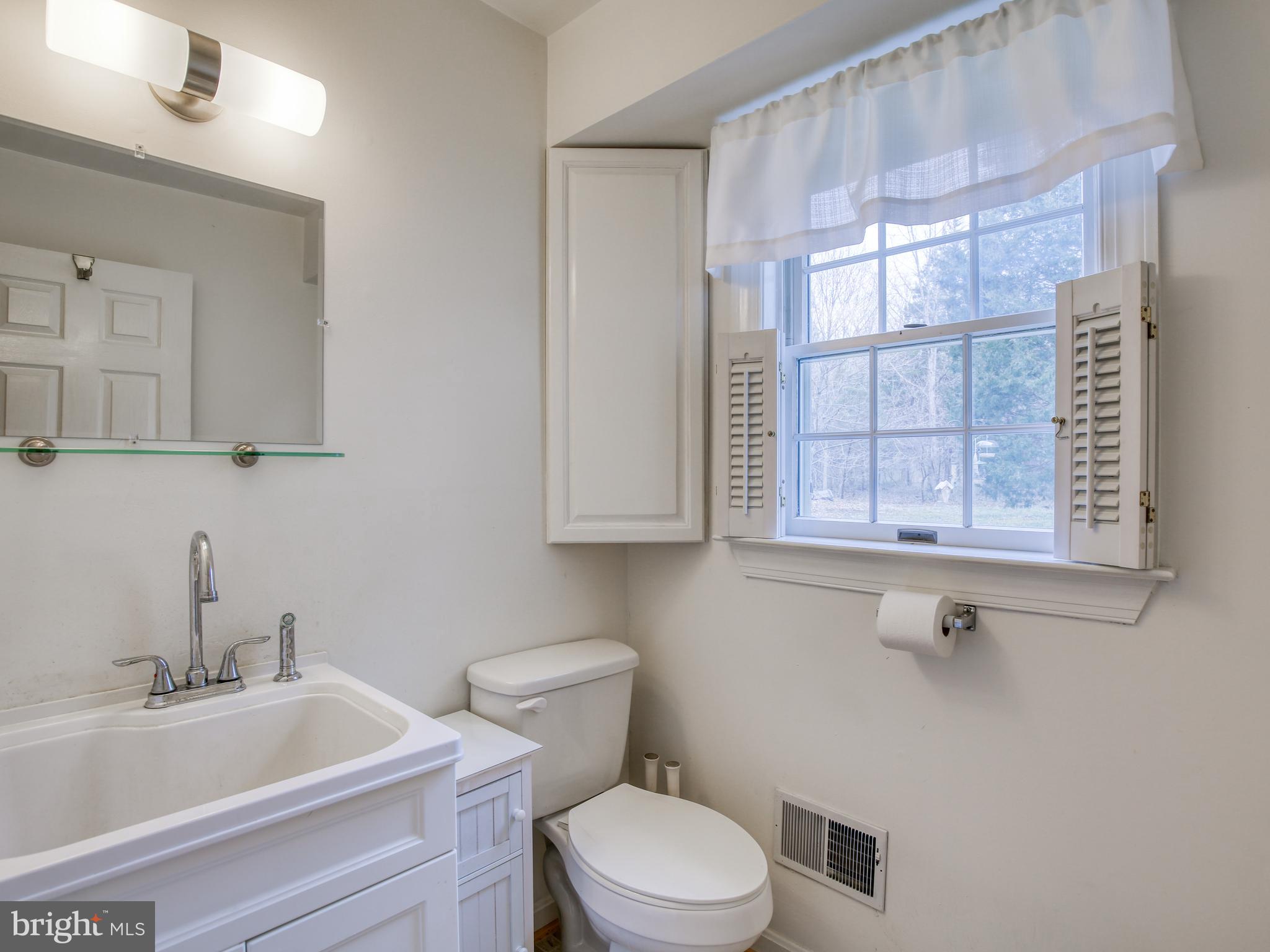 4754 Senseny Road Berryville, VA 22611 - Photo 24 of 53
