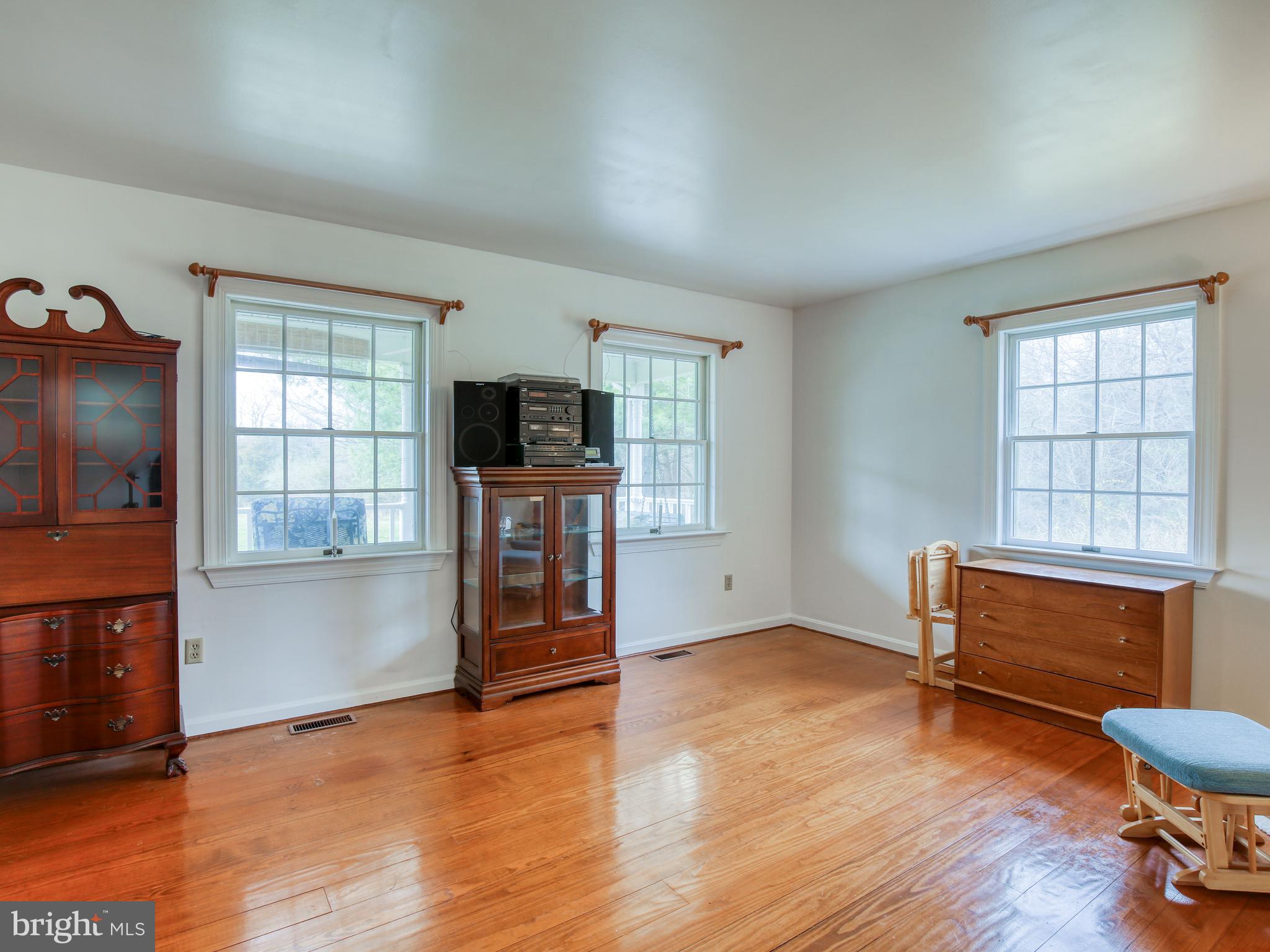 4754 Senseny Road Berryville, VA 22611 - Photo 7 of 53