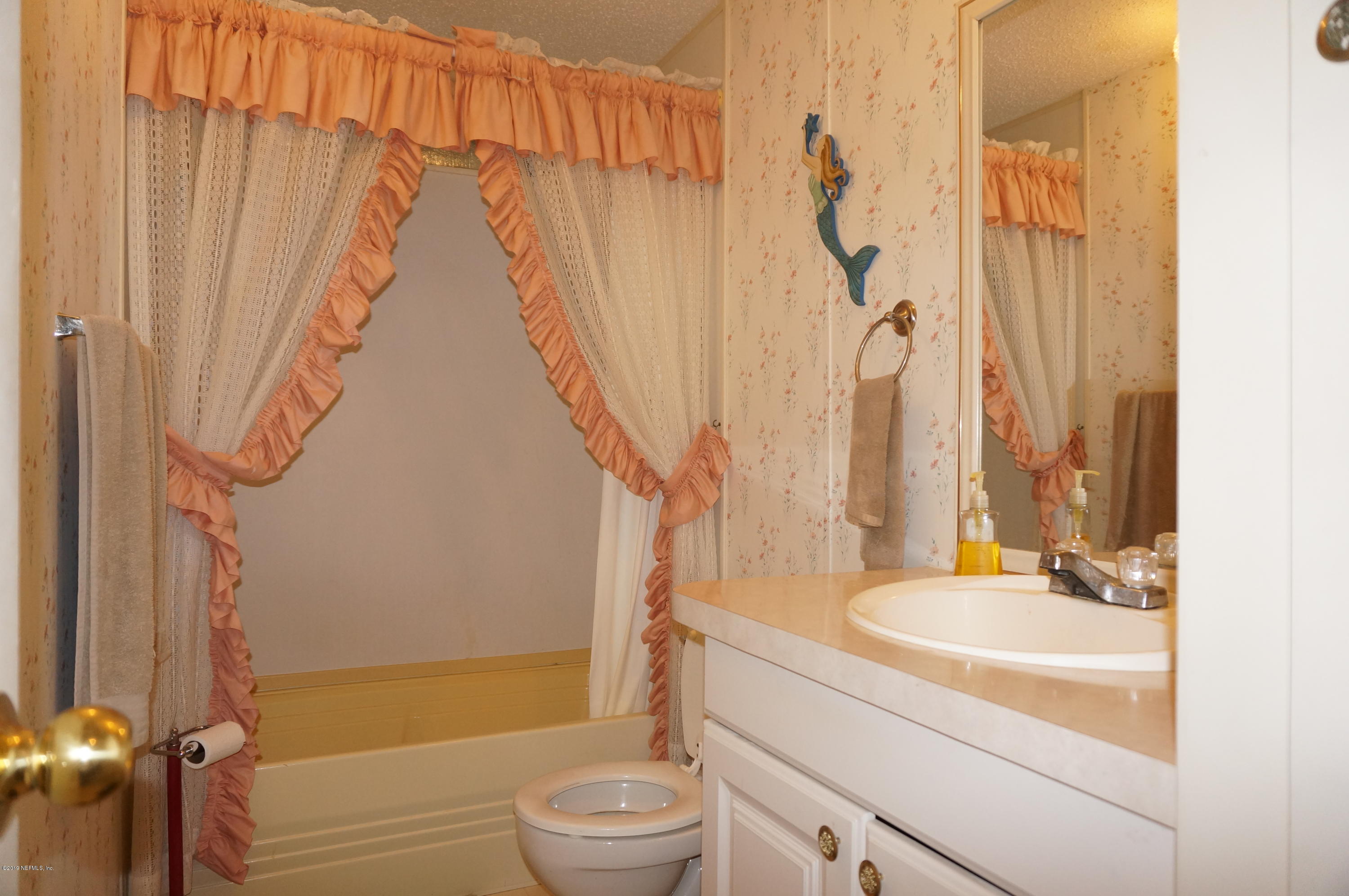 15072 Wade Road Jacksonville, FL 32218 - Photo 23 of 27 Guest Bath 2