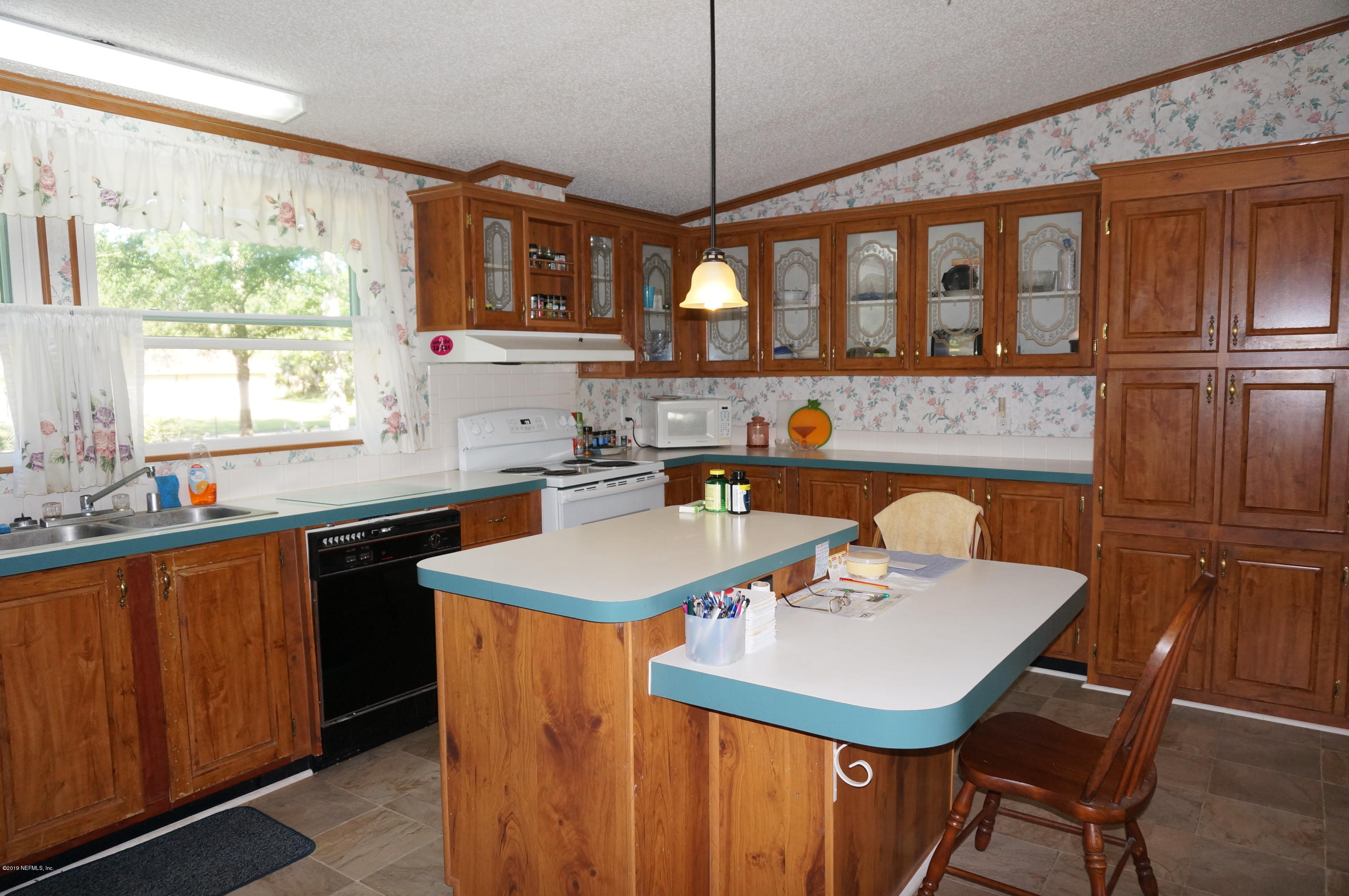 15072 Wade Road Jacksonville, FL 32218 - Photo 8 of 27 Kitchen 2