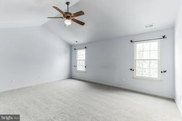 $4,200 | 4 Hogan Way, Moorestown, NJ 08057