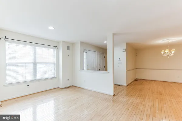 $4,200 | 4 Hogan Way, Moorestown, NJ 08057