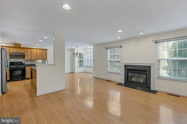 $4,200 | 4 Hogan Way, Moorestown, NJ 08057