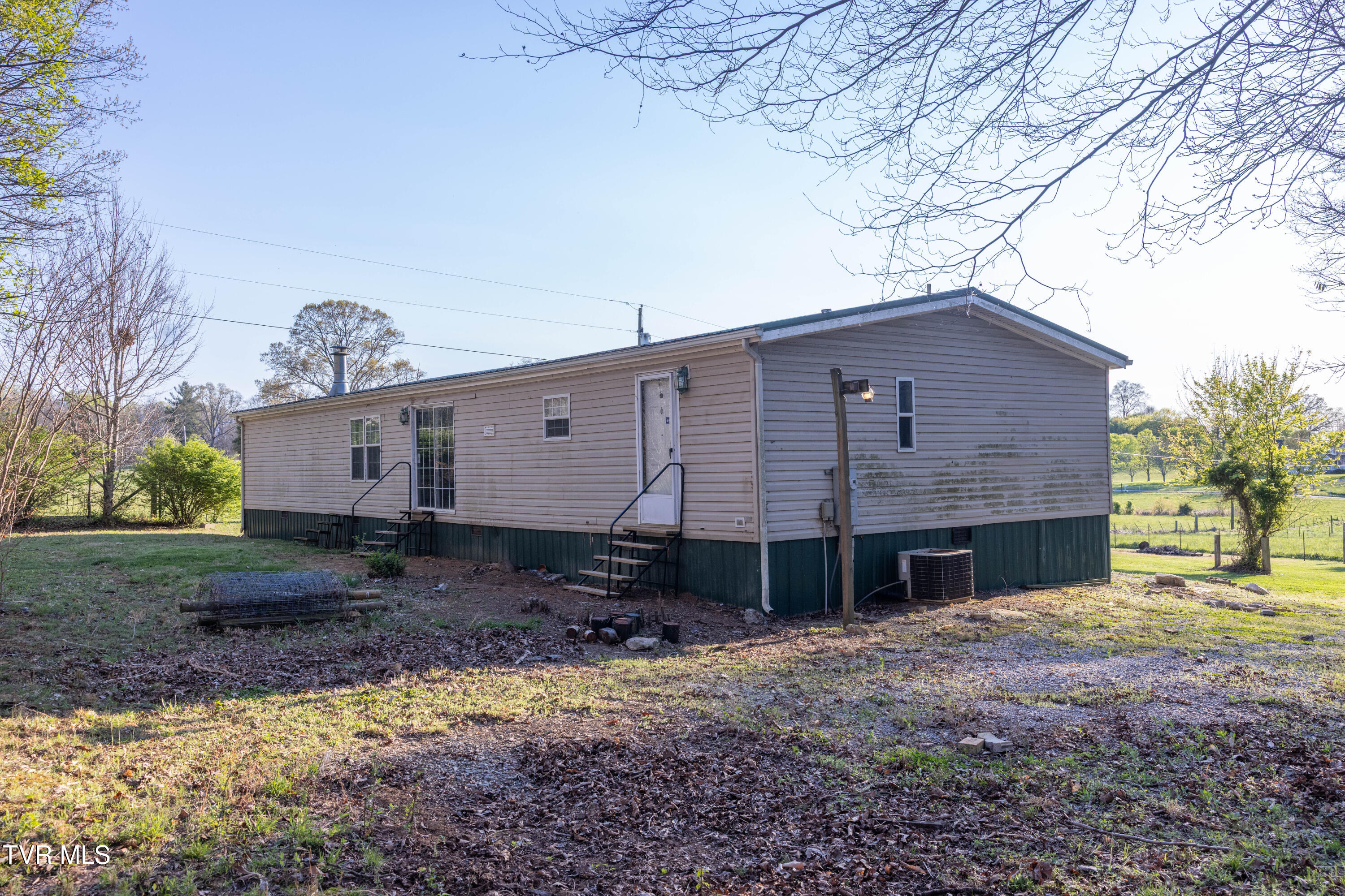 55 Kay Miller Lane Chuckey, TN 37641 - Photo 9 of 38 Back