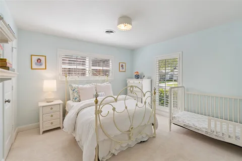 $649,000 | 7910 Highmeadow Drive, Houston, TX 77063