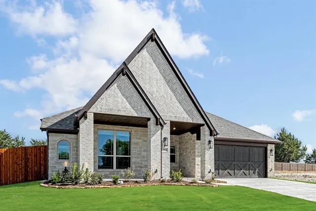 front view of house with a yard