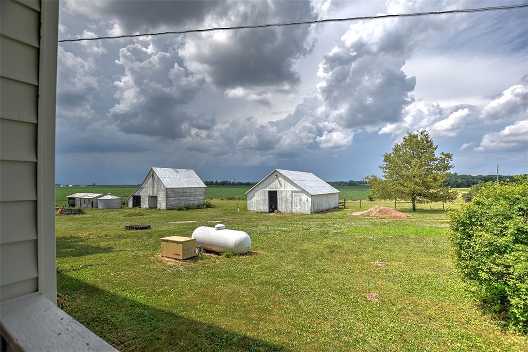 2967 North 1100 E Road Moweaqua, IL 62550 - Photo 35 of 38