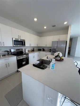 $2,600 | 2409 Southeast 28th Street, Unit 2409, Homestead, FL 33035