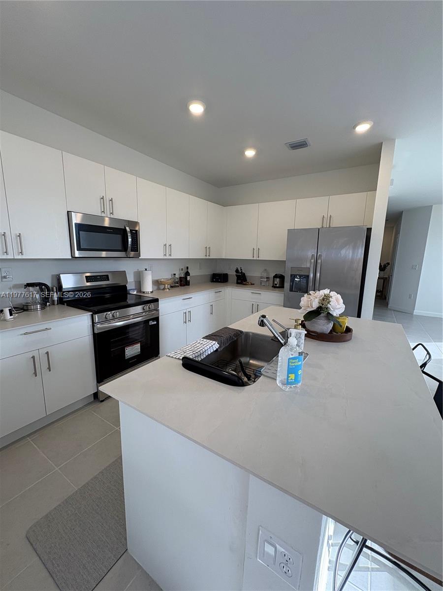 2409 Southeast 28th Street, Unit 2409 Homestead, FL 33035 - Photo 5 of 11