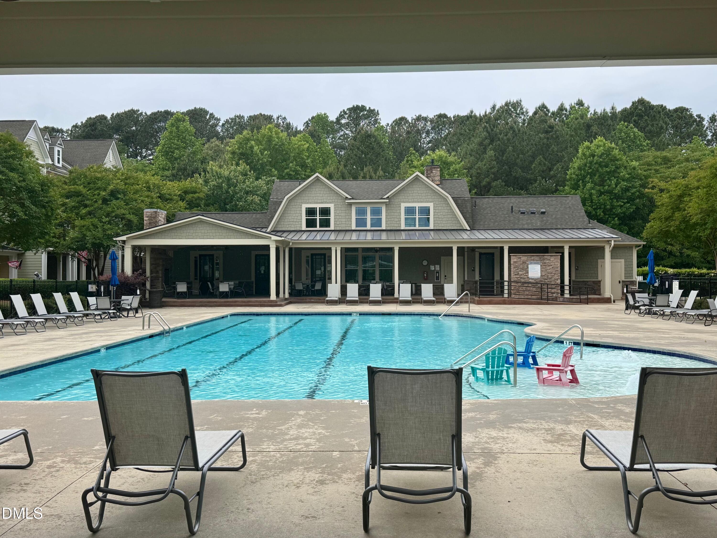 1400 Crafton Way Raleigh, NC 27607 - Photo 31 of 39 pool1