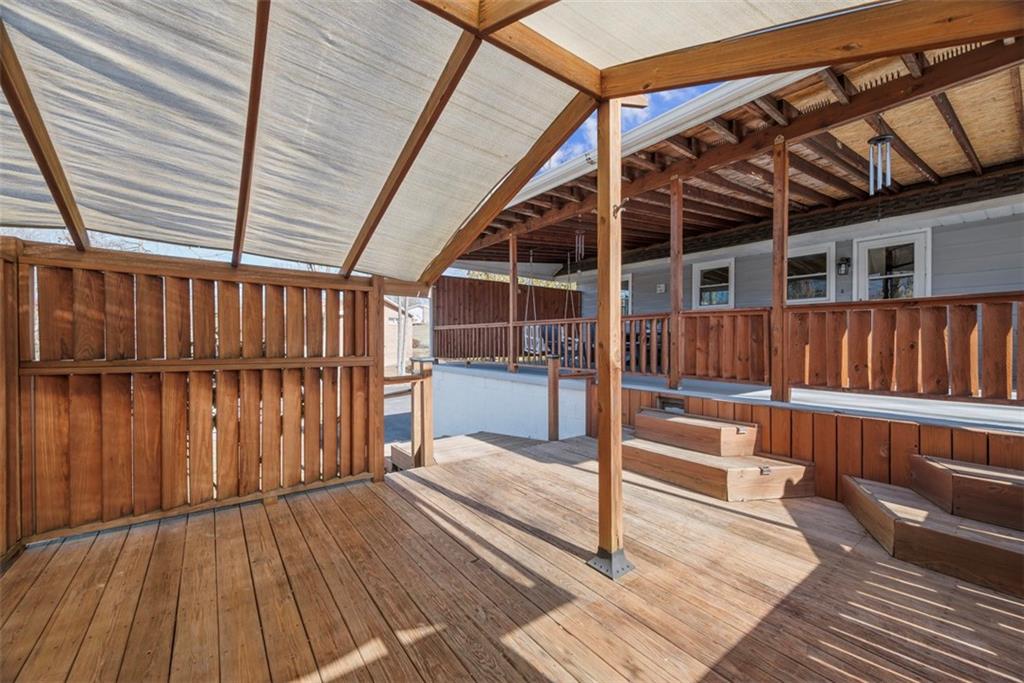 112 Lovi Road Baden, PA 15005 - Photo 36 of 46 2nd Back Deck