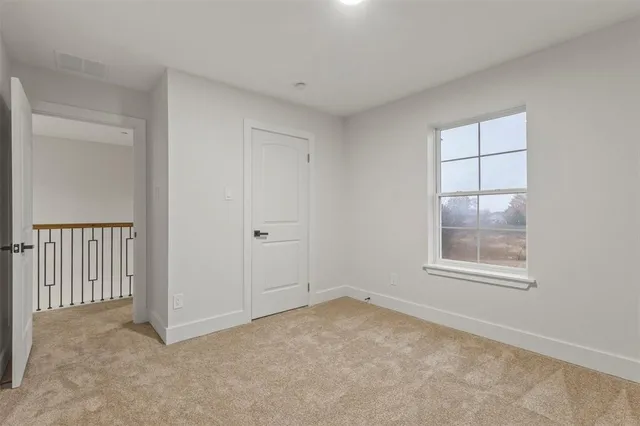 $2,400 | 4323 Fayetteville Avenue, Rowlett, TX 75089