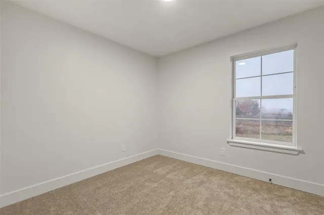 $2,400 | 4323 Fayetteville Avenue, Rowlett, TX 75089