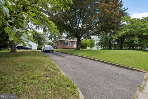 $315,000 | 515 Almonesson Road, Blackwood, NJ 08012