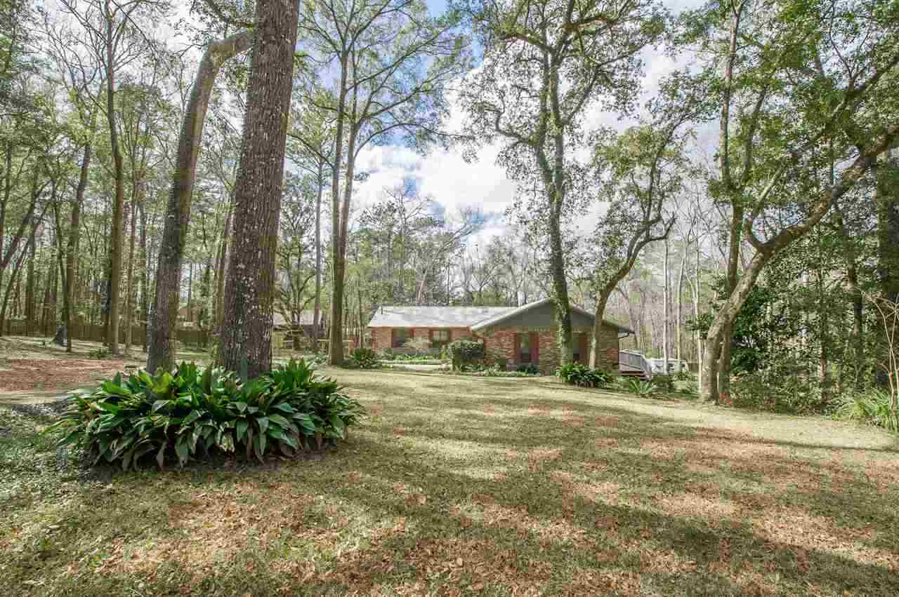 601 Litchfield Road Tallahassee, FL 32312 - Photo 2 of 35 Gallery Image 2