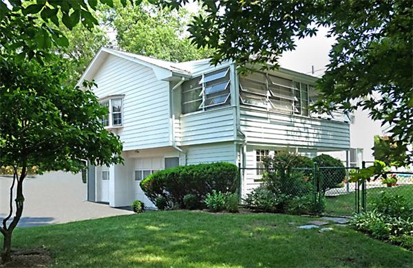 368 South Border Road Winchester, MA 01890 - Photo 15 of 16
