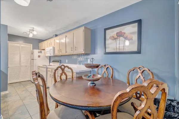 $187,500 | 7104 Pine Court Southwest, Roanoke, VA 24018