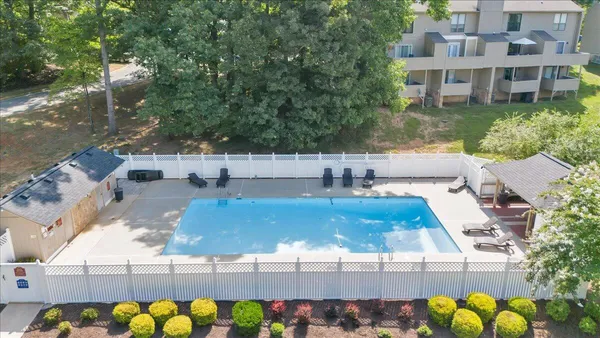 $187,500 | 7104 Pine Court Southwest, Roanoke, VA 24018