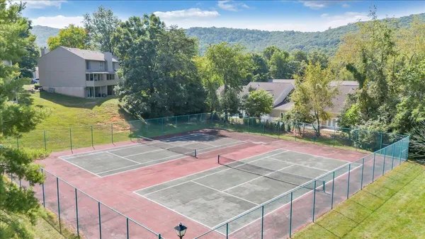 $187,500 | 7104 Pine Court Southwest, Roanoke, VA 24018