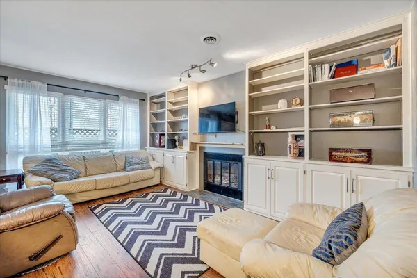 $187,500 | 7104 Pine Court Southwest, Roanoke, VA 24018