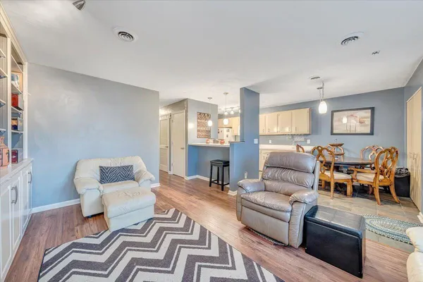 $187,500 | 7104 Pine Court Southwest, Roanoke, VA 24018