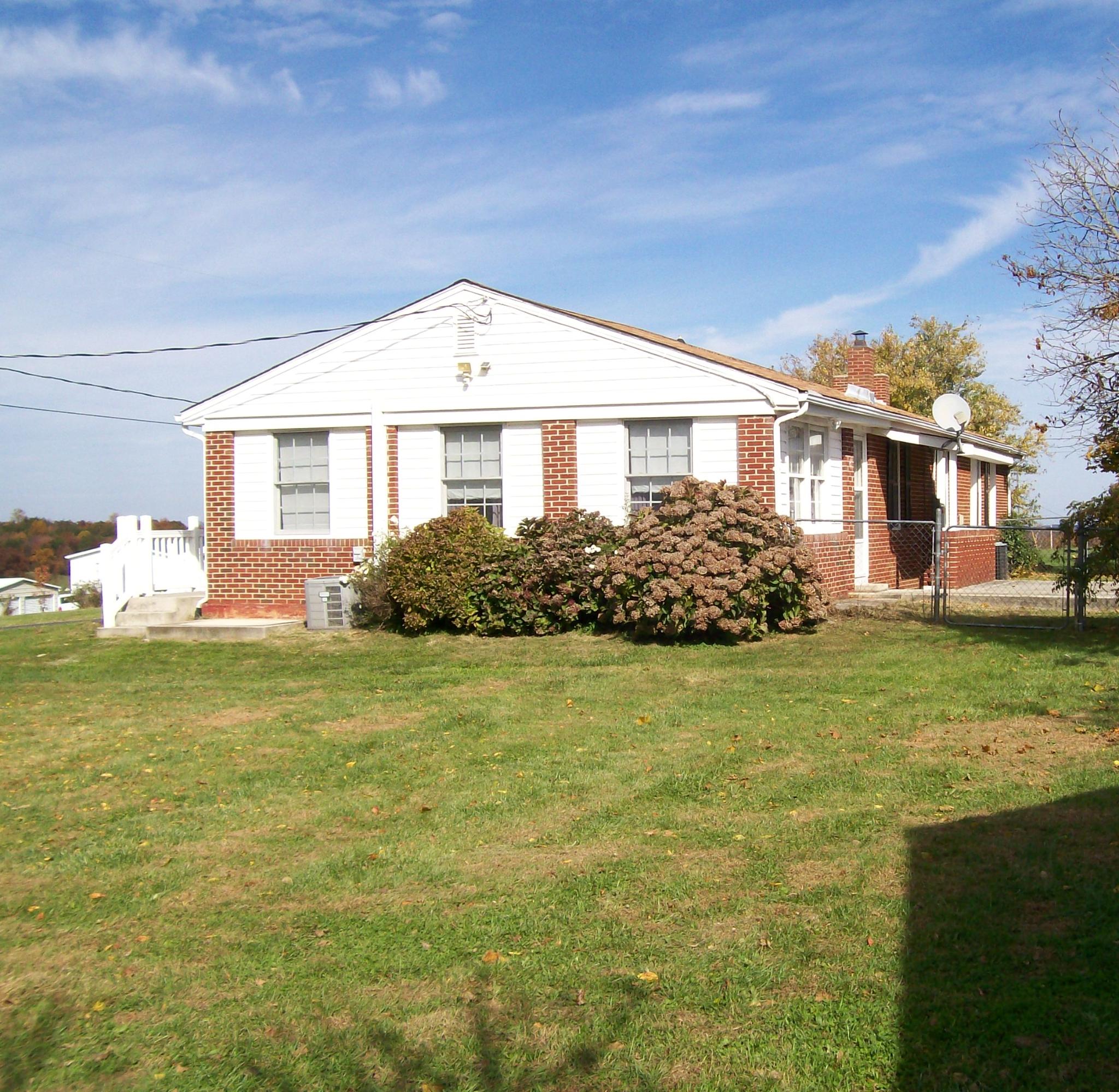 482 Webster Road Glade Hill, VA 24092 - Photo 4 of 30 SIDE VIEW