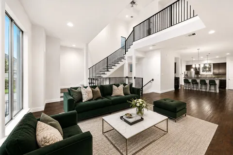 $395,000 | 2706 Leeland Street, Houston, TX 77003