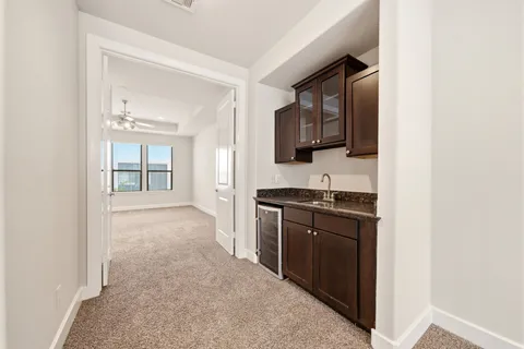 $395,000 | 2706 Leeland Street, Houston, TX 77003