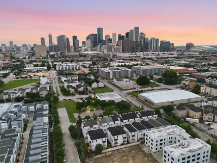 $395,000 | 2706 Leeland Street, Houston, TX 77003