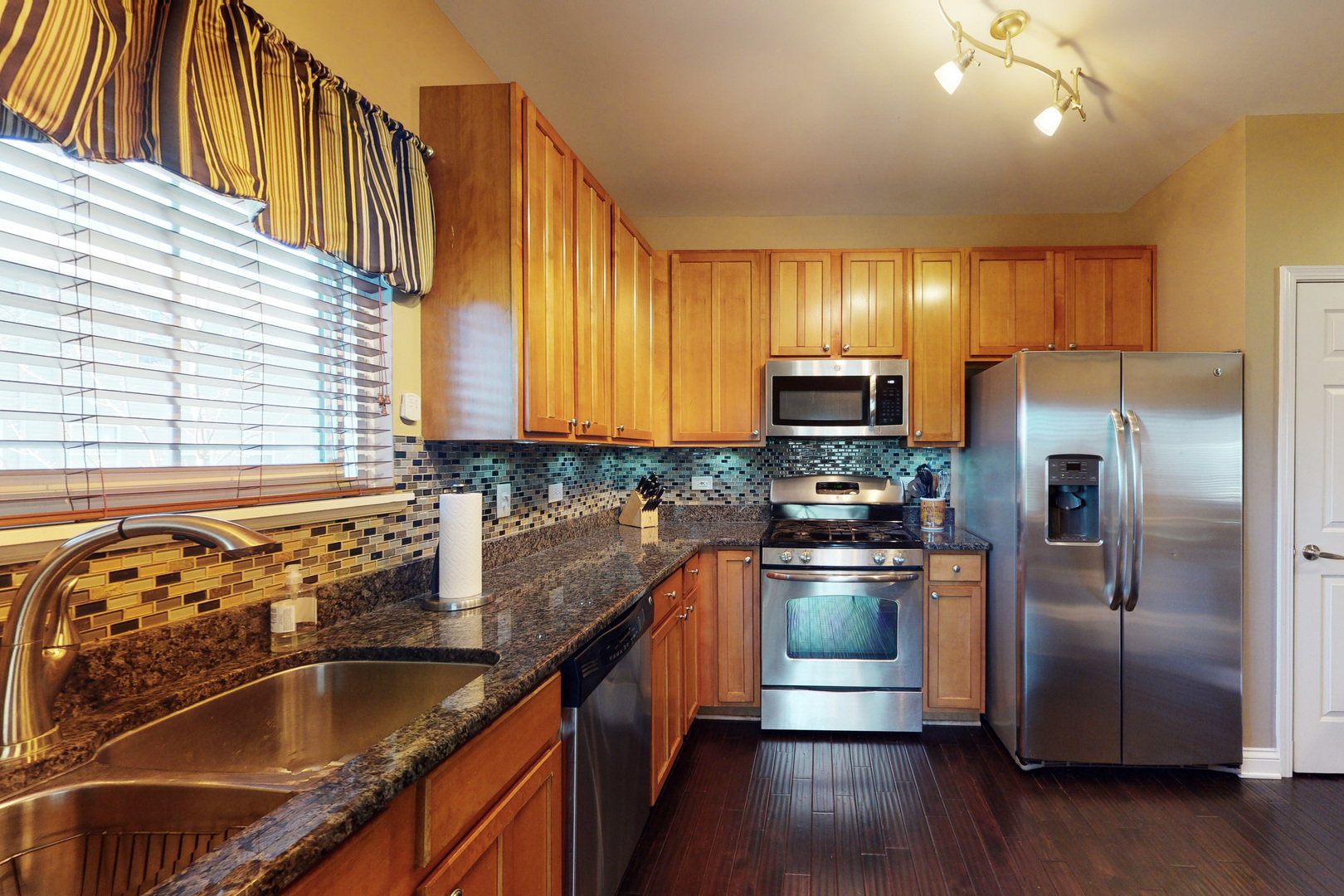 129 Monarch Drive Streamwood, IL 60107 - Photo 6 of 19