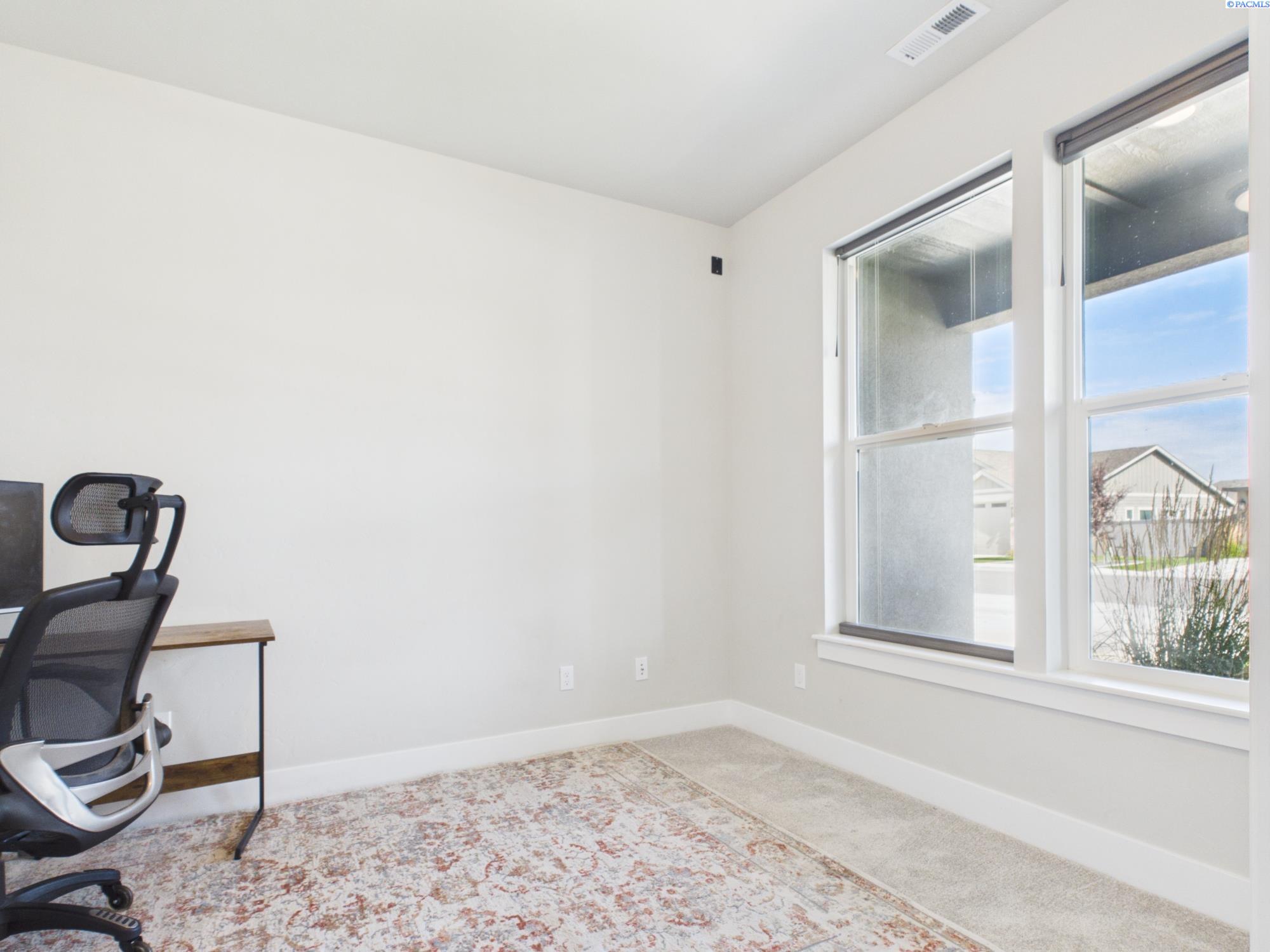 3246 Quail Rdg Loop Richland, WA 99354 - Photo 8 of 48 Gallery Image 8