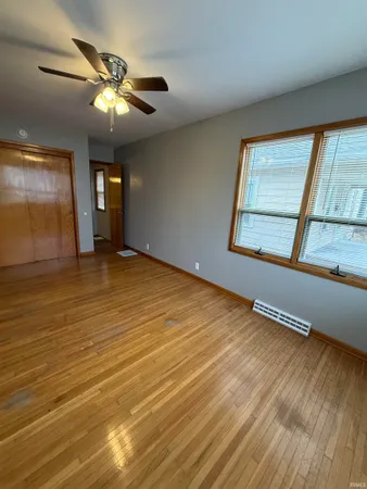 $1,300 | 1333 Hart Street, Vincennes, IN 47591