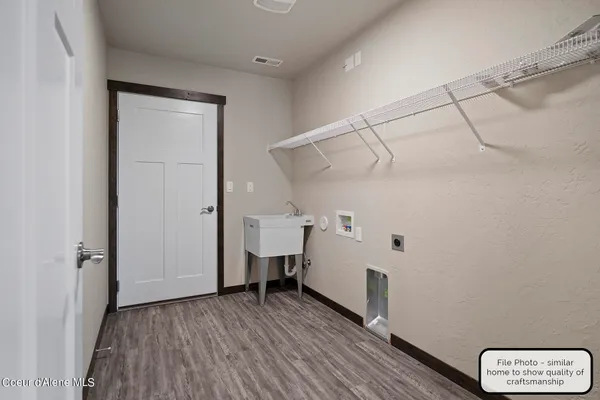 $529,900 | 2 East Valley Street South, Oldtown, ID 83822